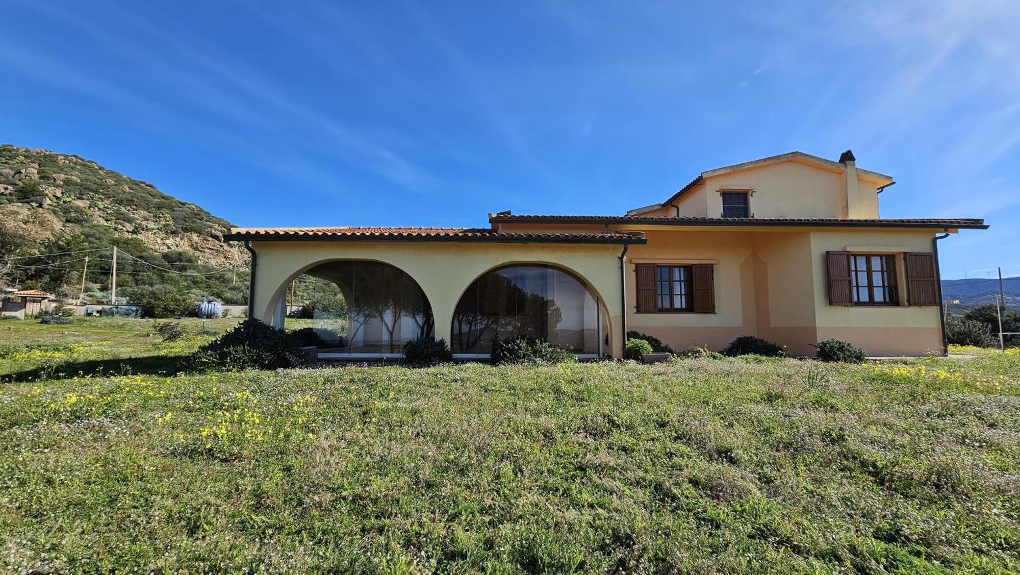 Villa Jolies Viddalba Exterior photo