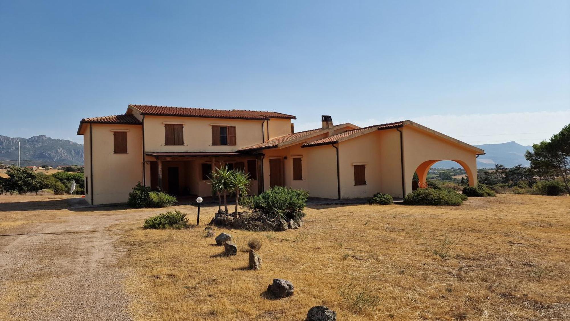 Villa Jolies Viddalba Exterior photo